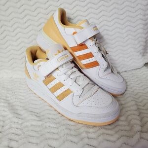 Adidas Forum Low Retro Casual Shoe White Orange Sneaker Mens Size 9 GY5833 new